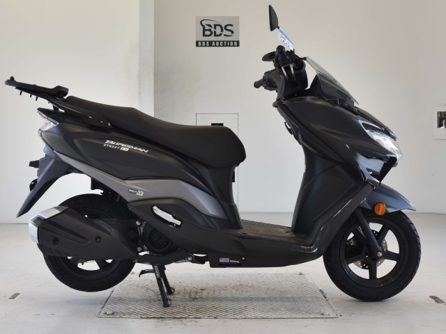 Suzuki BURGMANｽﾄﾘｰﾄ125EX
