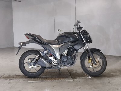 Suzuki GIXXER150