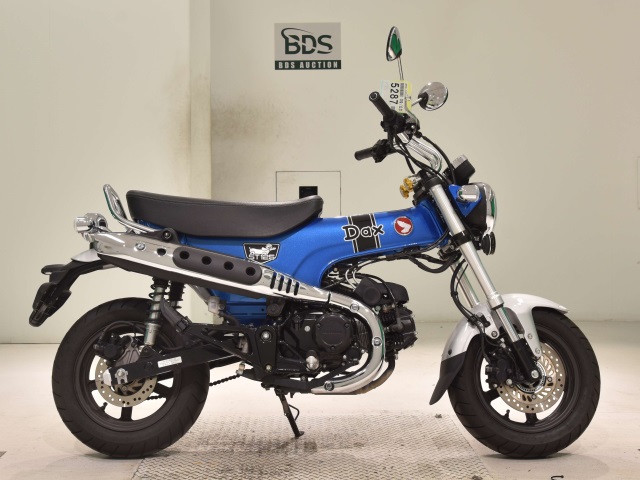 Honda DAX125 2022