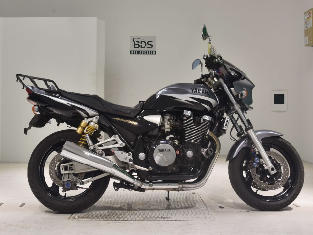 Yamaha XJR1300 2003