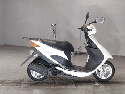 Suzuki ADDRESS V50