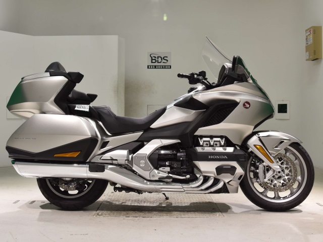 Honda GL1800 TOUR D 2024