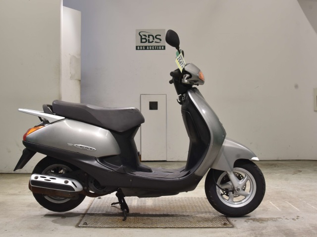 Honda LEAD100 2001