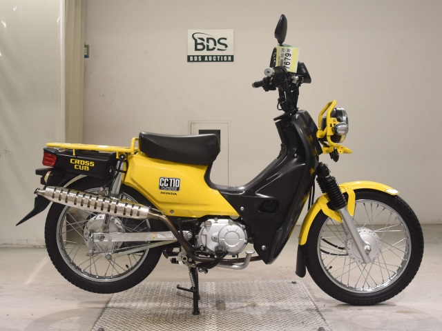 Honda CC110 CROSSCUB 2016