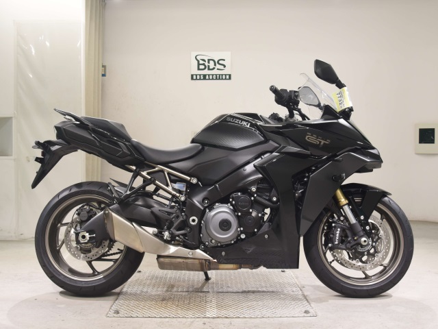 Suzuki gsx-s1000 gt 2023