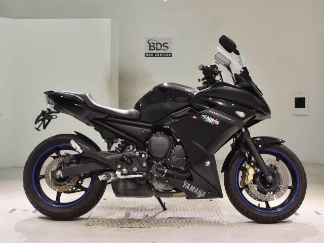 Yamaha XJ6 DIVERSION F 2011