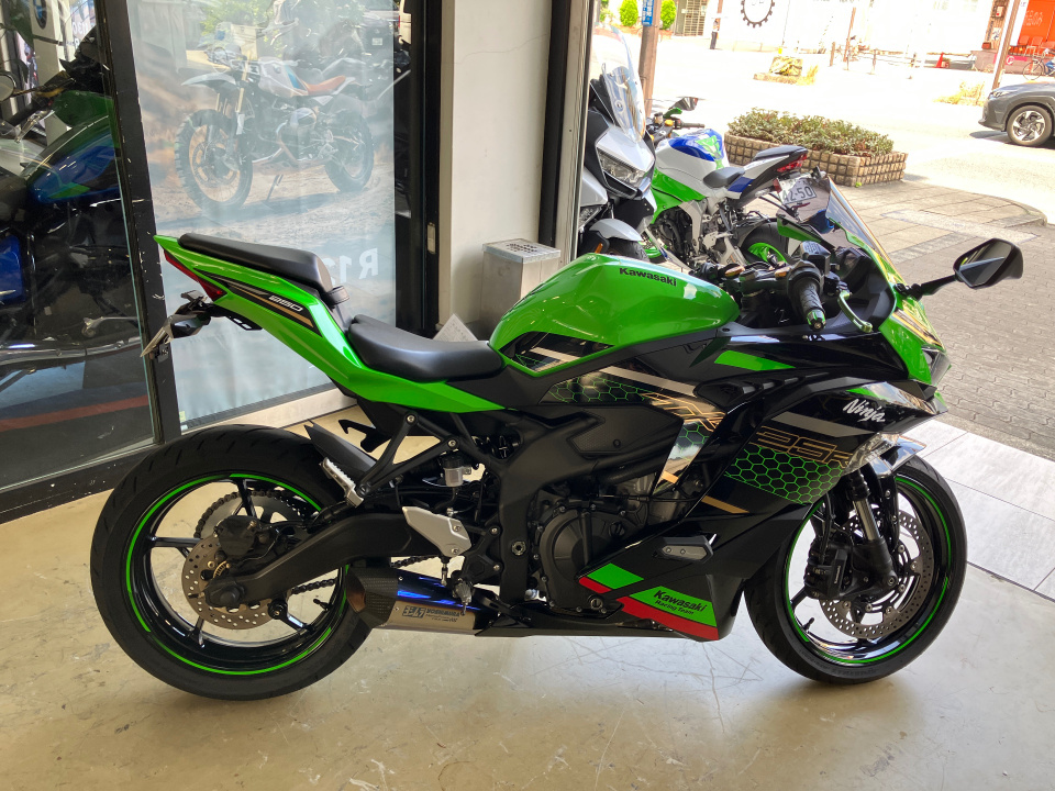 Kawasaki NINJA ZX-25R KRT 2021