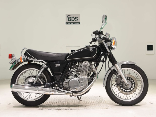 Yamaha SR400 2010
