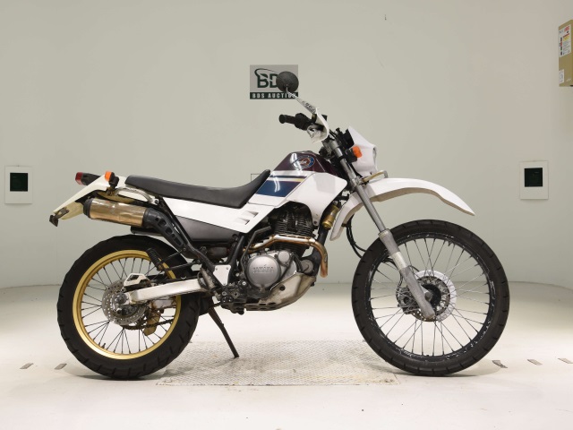 Yamaha SEROW XT225 1996