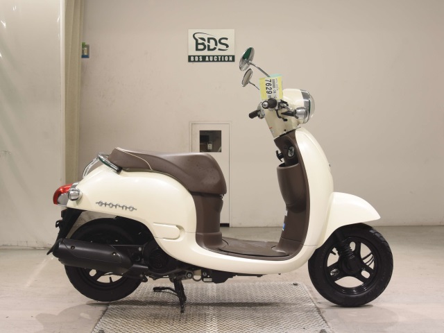 Honda GIORNO 2011
