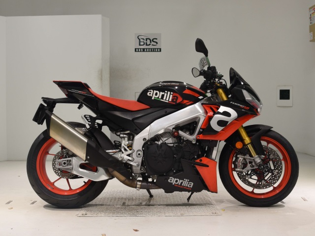 Aprilia TUONO V4 1100 FACTORY 2021