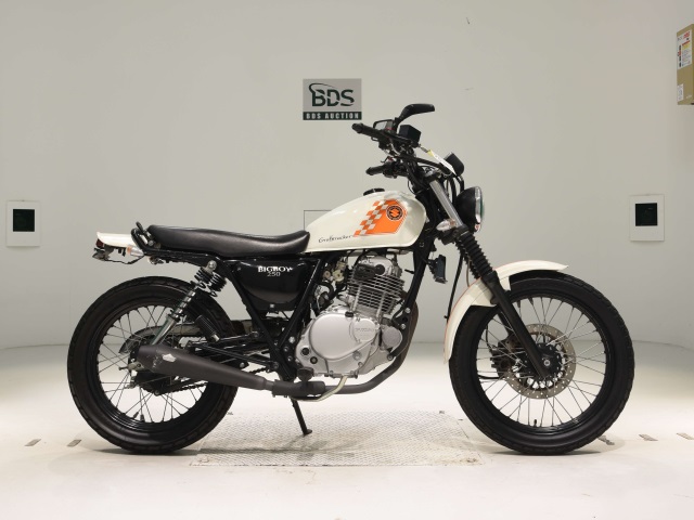 Suzuki GRASSTRACKER BIGBOY 2012
