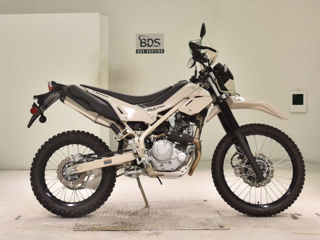 Kawasaki KLX230 SHERPA 2025