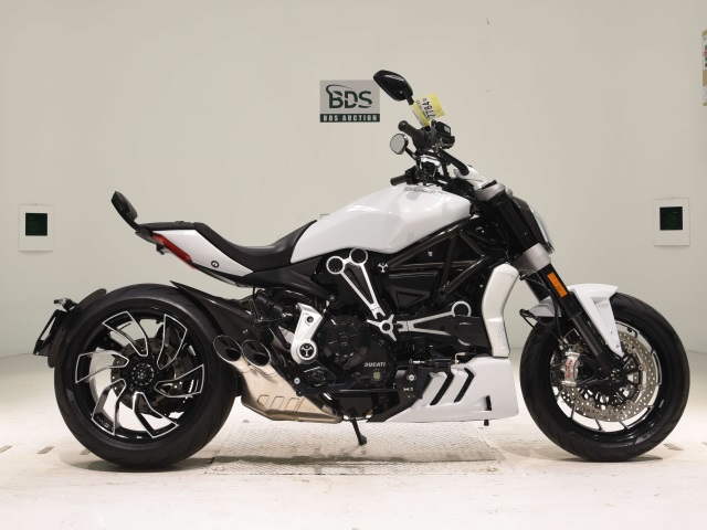 Ducati X DIAVEL S 2018