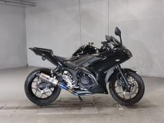Yamaha YZF-R25 2015