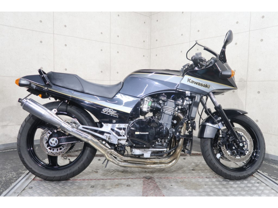 Kawasaki GPZ900R 1993