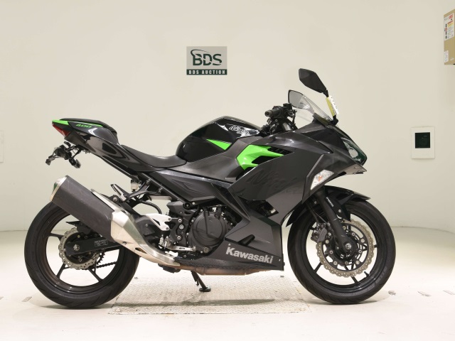 Kawasaki NINJA400 2019