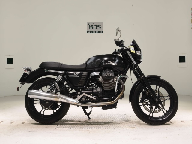 Moto Guzzi V7 STONE 2015