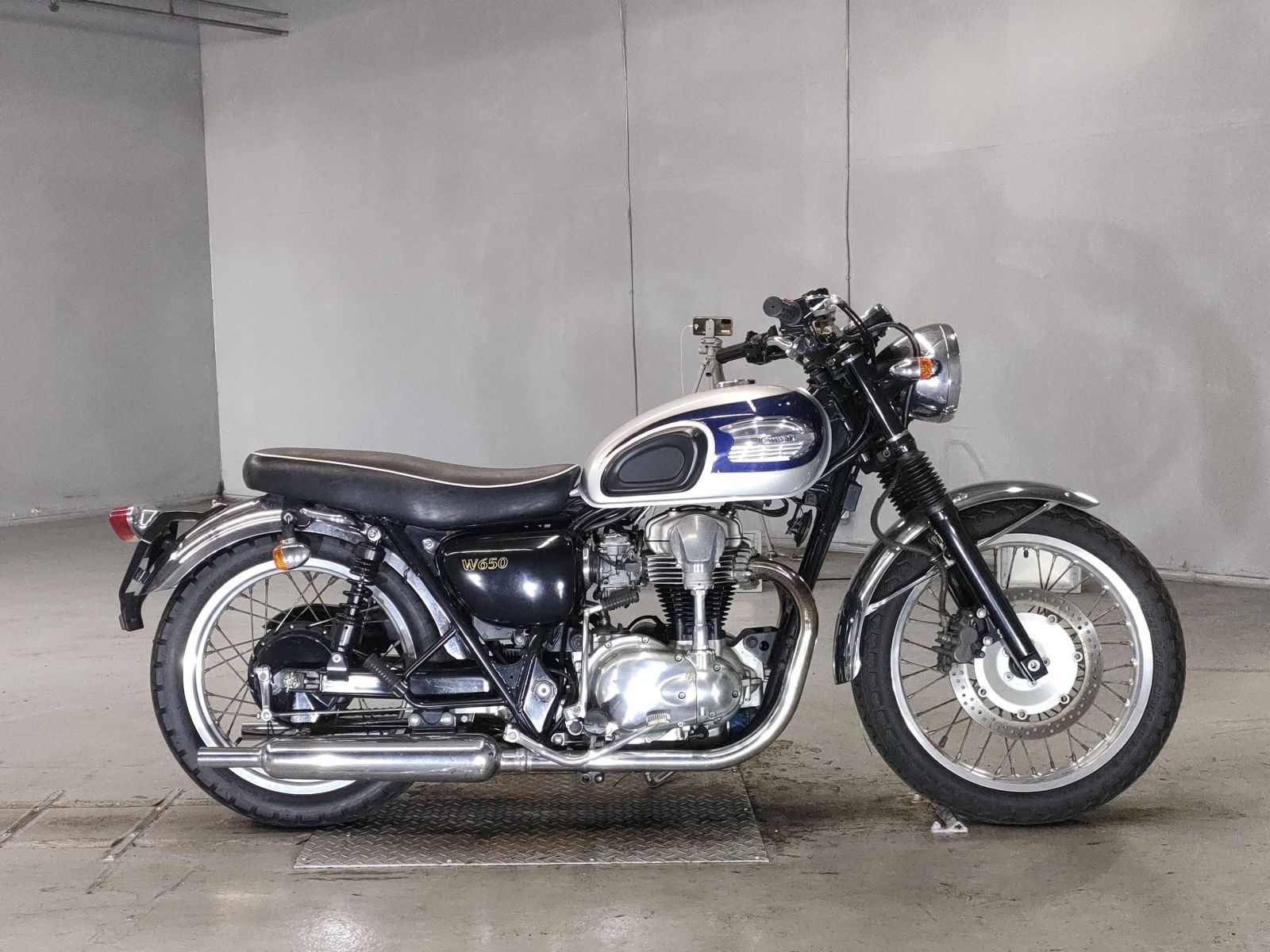 Kawasaki W650 2000