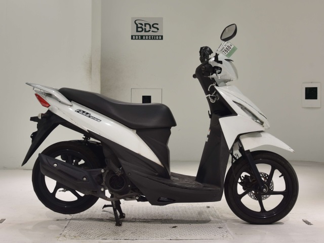 Suzuki ADDRESS V110
