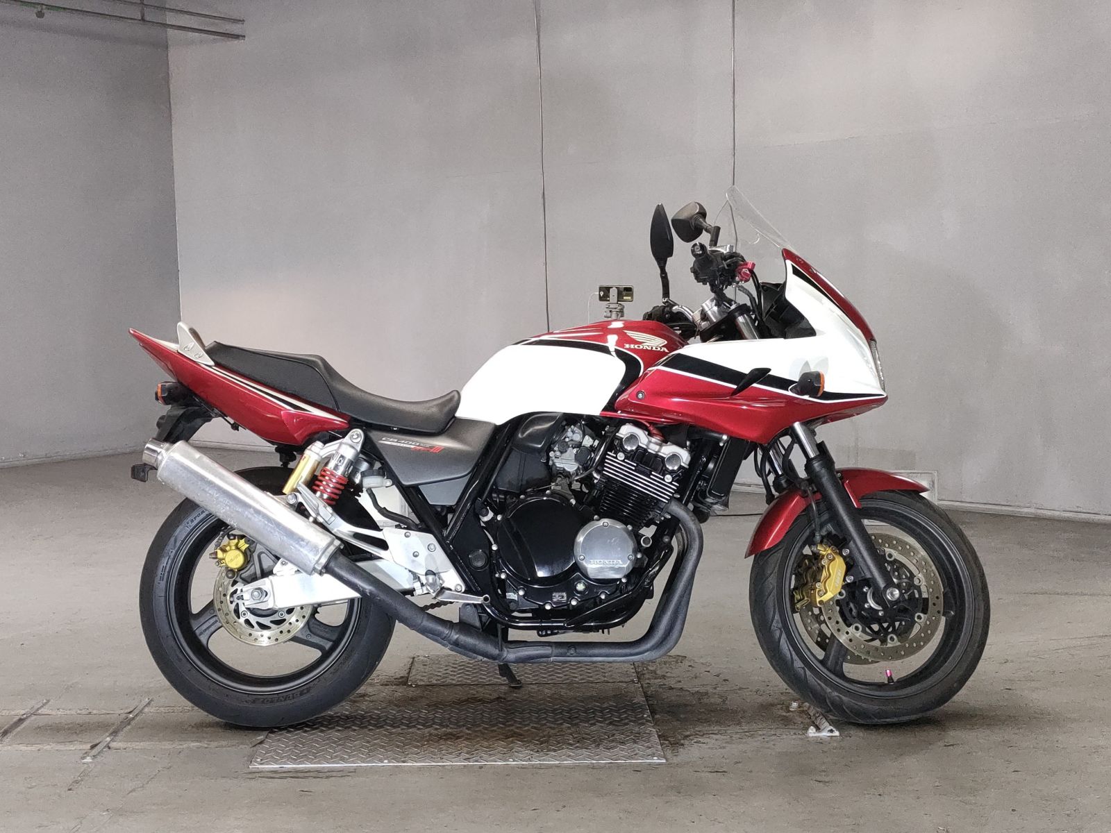 Honda CB400SFV BOLDOR 2005