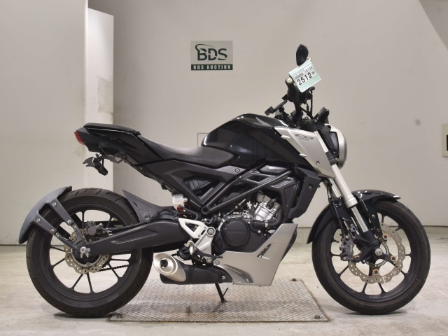 Honda CB125R 2018