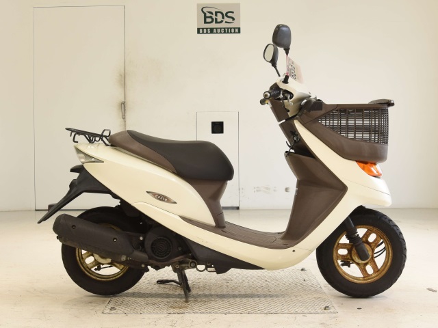Honda DIO CESTA 2011