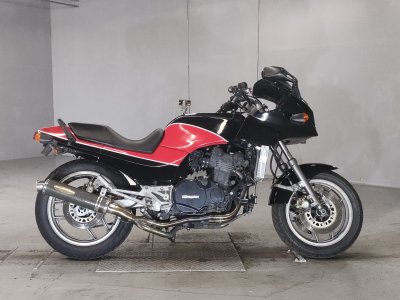 Kawasaki GPZ900R 2048