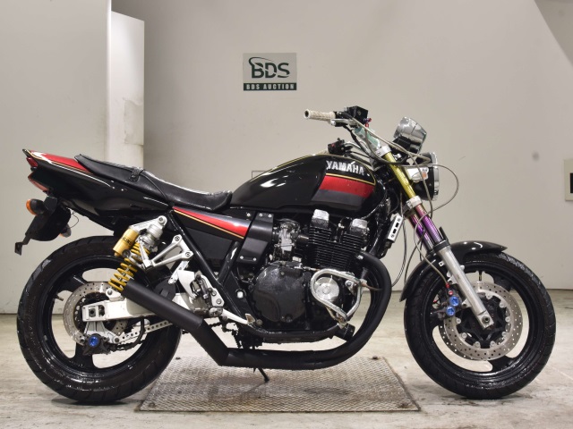 Yamaha XJR400 2004