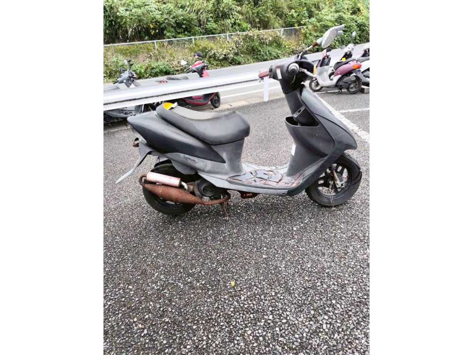Suzuki LETS2