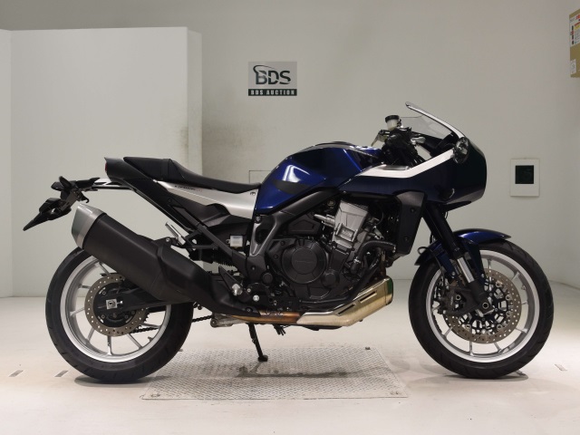 Honda HAWK11 2022