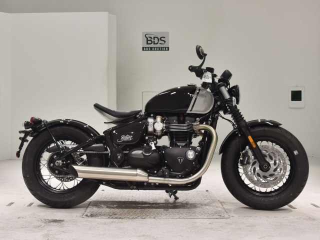 Triumph BONNEVILLE BOBBER 2024