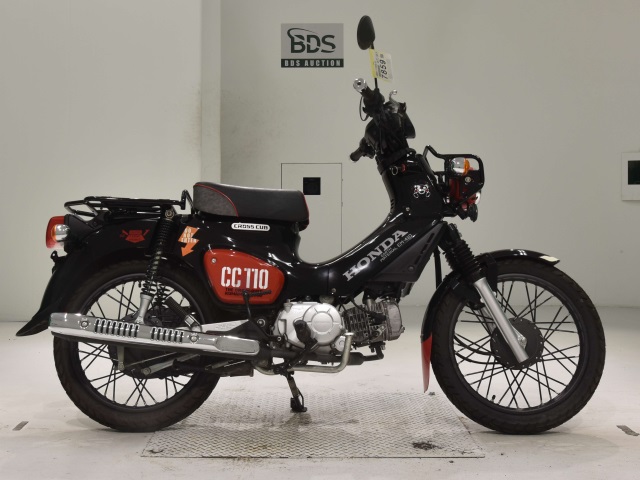 Honda CC110 CROSSCUB 2019