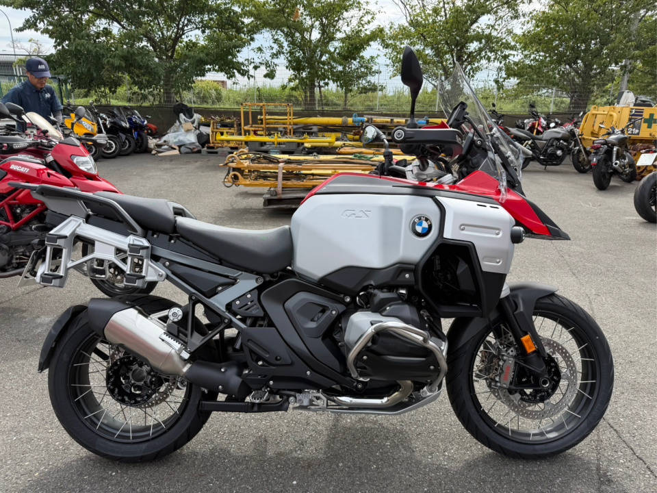 BMW R1300GS ADVENTURE 2025