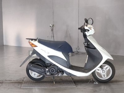 Suzuki ADDRESS V50