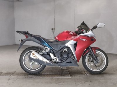 Honda CBR250R 2011