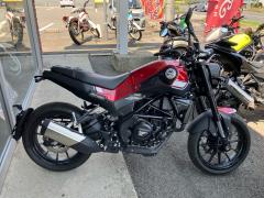 Kawasaki re on chi-no250 2022