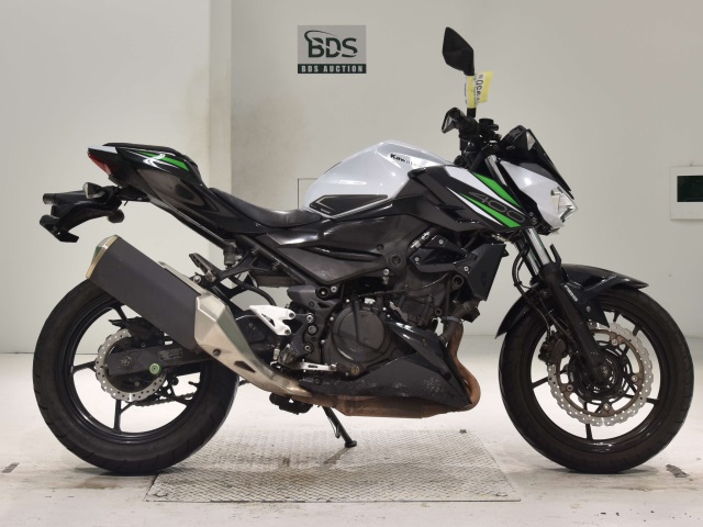 Kawasaki Z400 2019