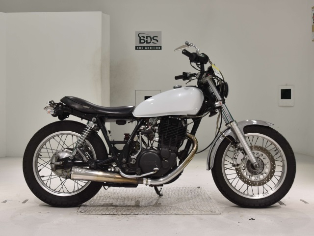Yamaha SR400 2002