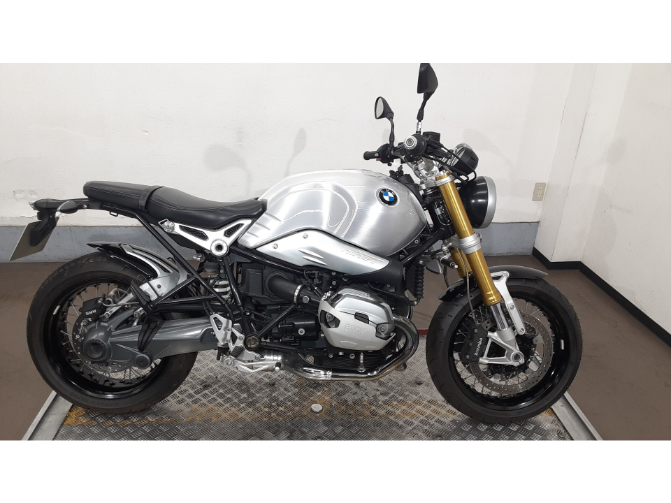 BMW R NINE T 2016