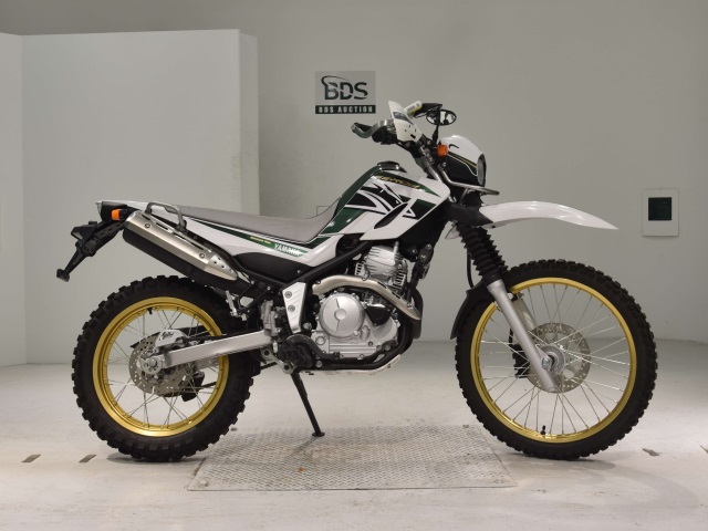 Yamaha SEROW XT250 2018
