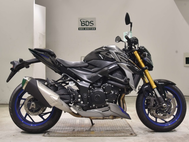 Suzuki GSX-S750 2022