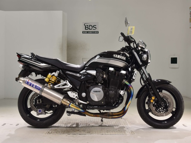 Yamaha XJR1300 2011