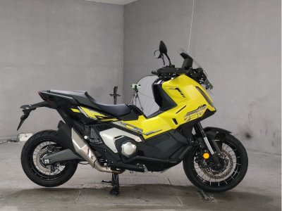 Honda X-ADV750 2025