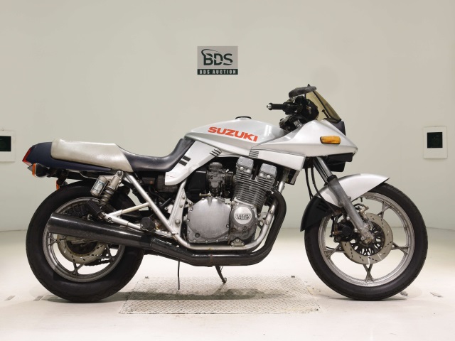 Suzuki GSX1100S KATANA 1982