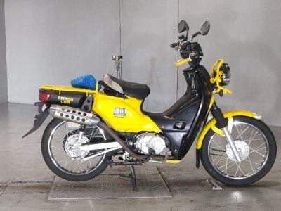 Honda CC110 CROSSCUB 2016