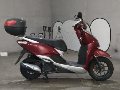 Honda LEAD125 2018