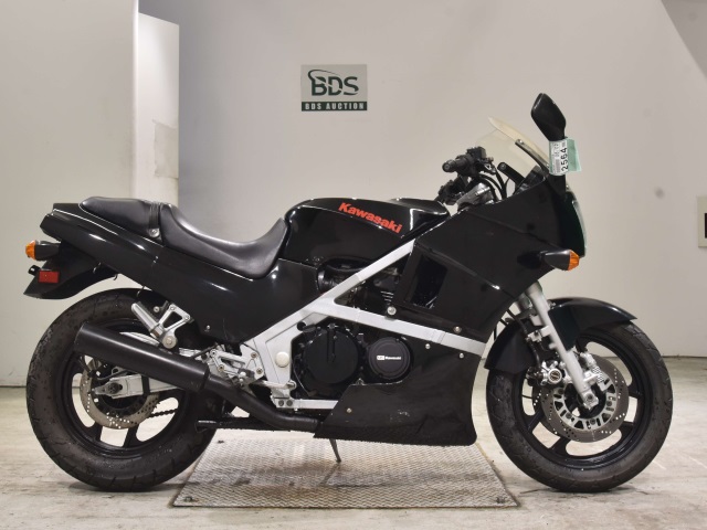 Kawasaki GPZ400R 1985