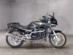 Kawasaki GPZ900R 1996