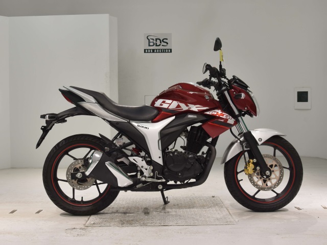 Suzuki GIXXER150